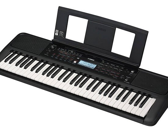 PIANO PSR E383 YAMAHA